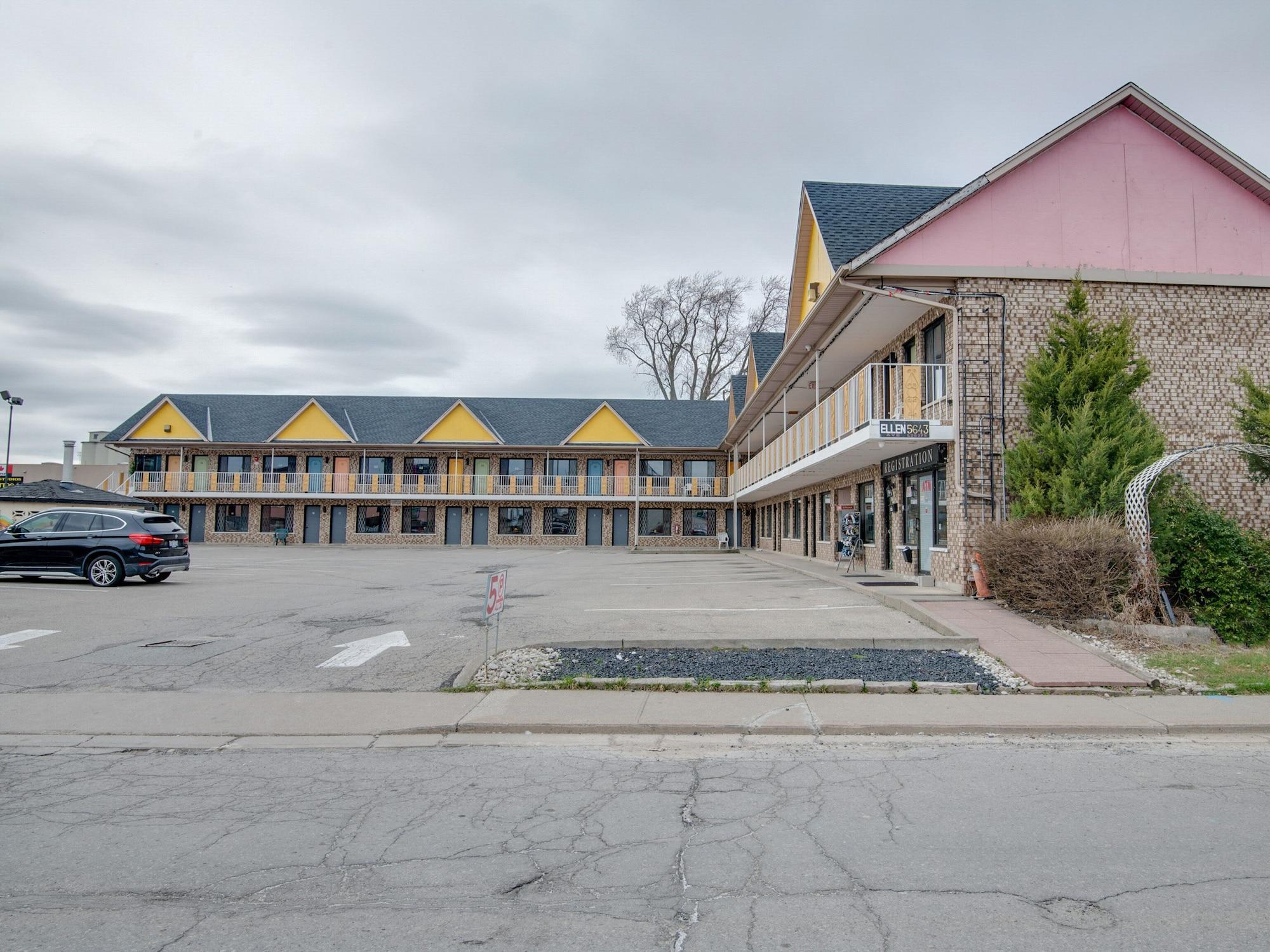 Falls Inn Near Casino Niagara By Oyo Екстериор снимка